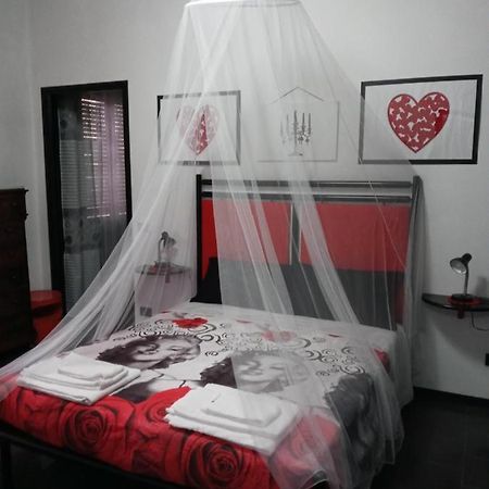 Apartmán Casa Guen Parma Exteriér fotografie